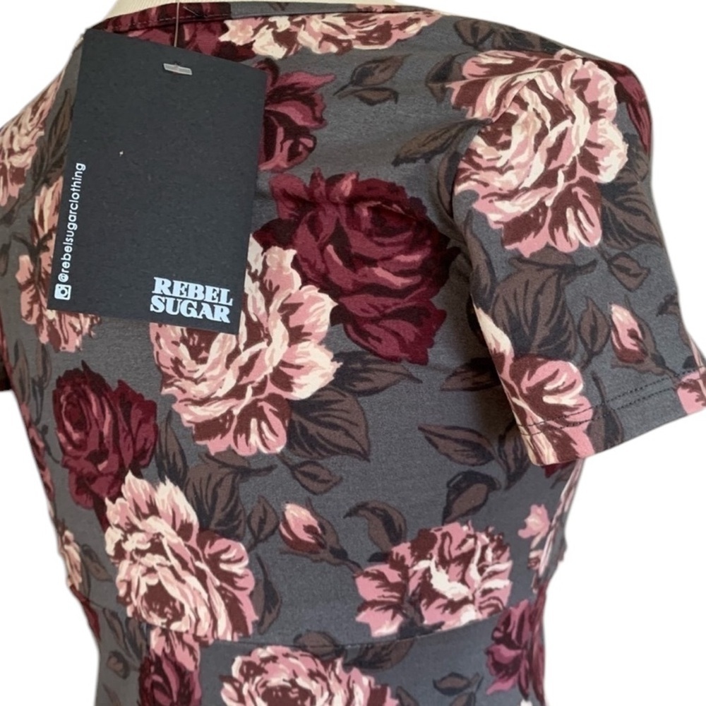 REBEL SUGAR Medium Floral Gray Burgundy short sleeve dress - Picture 12 of 16